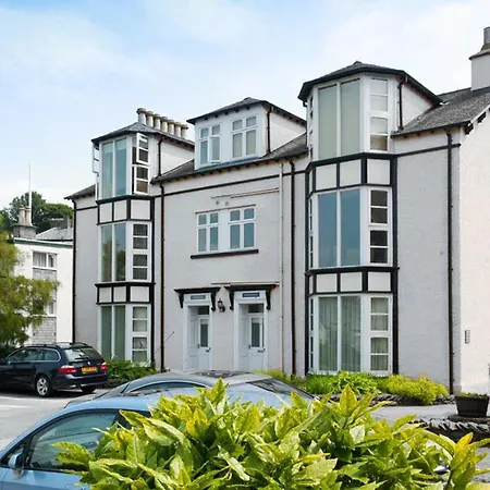 Lake View Loft Hotel