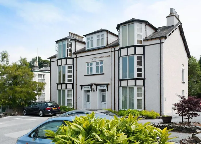 Lake View Loft Hotel